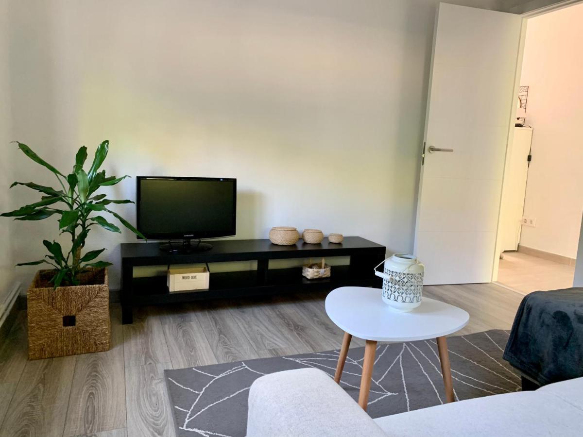 A Casa Vermella Con Jardin A 10 Minutos De Santiago De Compostela Apartment Ortono ภายนอก รูปภาพ