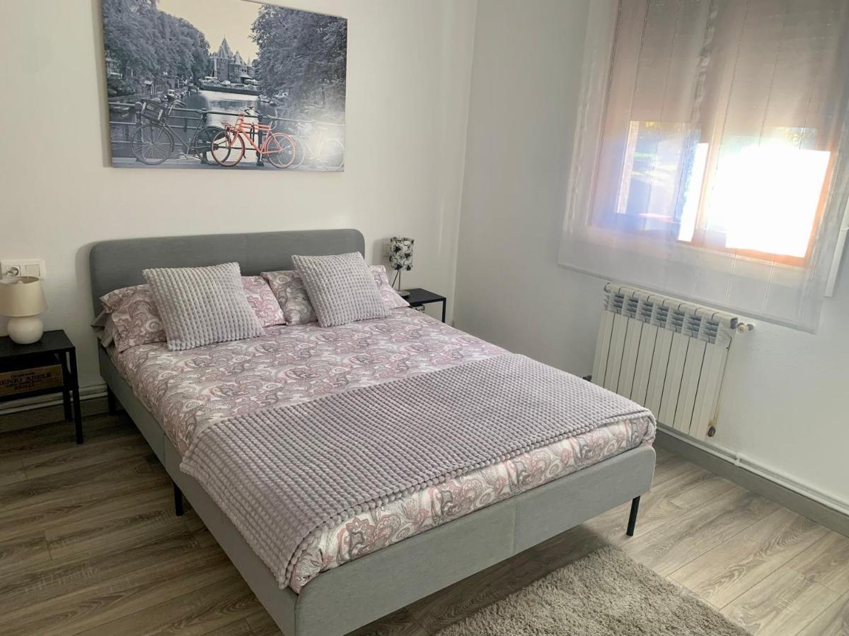 A Casa Vermella Con Jardin A 10 Minutos De Santiago De Compostela Apartment Ortono ภายนอก รูปภาพ