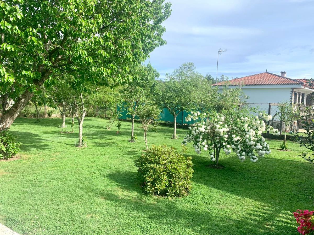 A Casa Vermella Con Jardin A 10 Minutos De Santiago De Compostela Apartment Ortono ภายนอก รูปภาพ