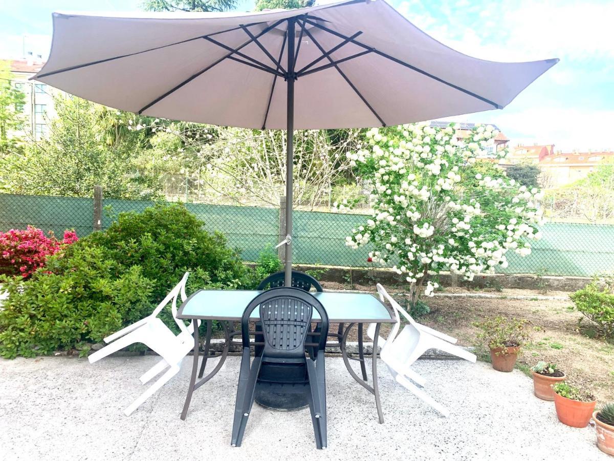 A Casa Vermella Con Jardin A 10 Minutos De Santiago De Compostela Apartment Ortono ภายนอก รูปภาพ